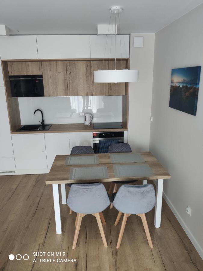 Apartament Szafir W Budynku Basenowym Morska Klifowa 里沃 外观 照片