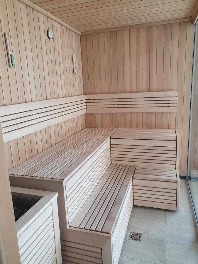 Apartament Szafir W Budynku Basenowym Morska Klifowa 里沃 外观 照片