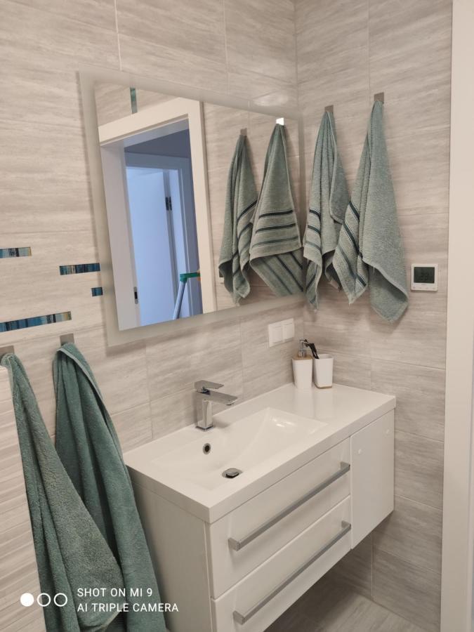 Apartament Szafir W Budynku Basenowym Morska Klifowa 里沃 外观 照片