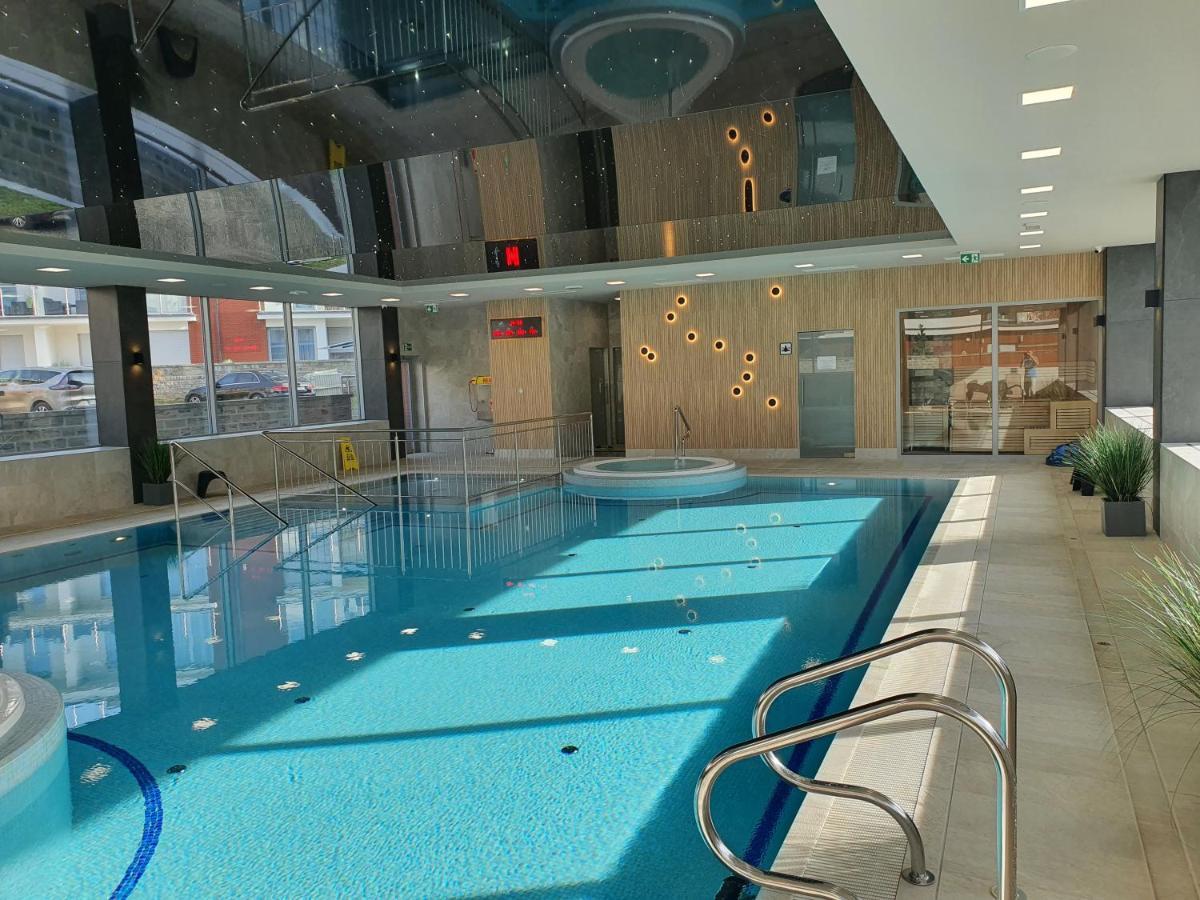 Apartament Szafir W Budynku Basenowym Morska Klifowa 里沃 外观 照片