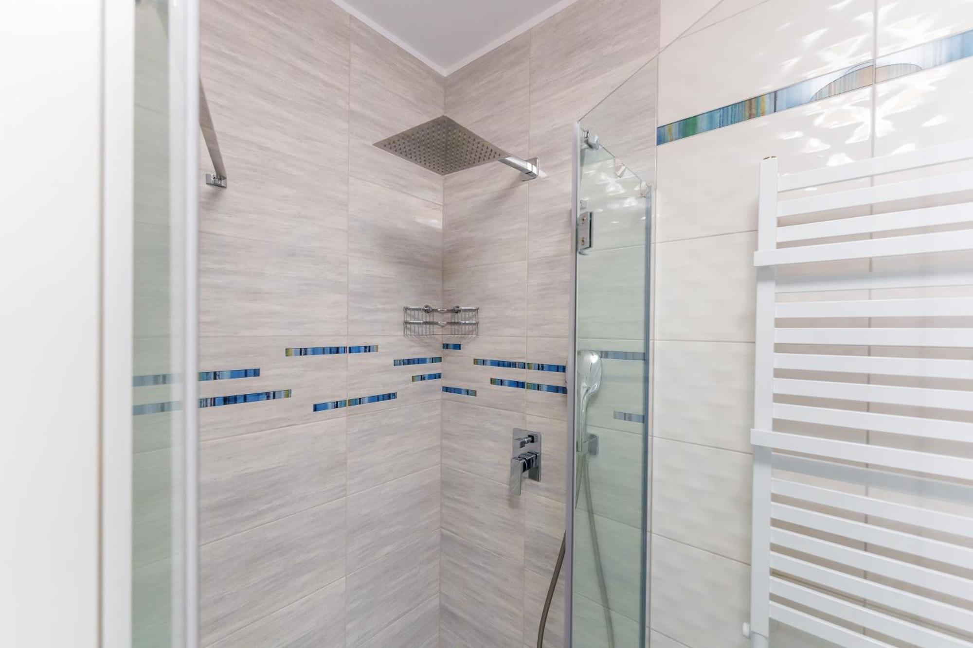 Apartament Szafir W Budynku Basenowym Morska Klifowa 里沃 外观 照片